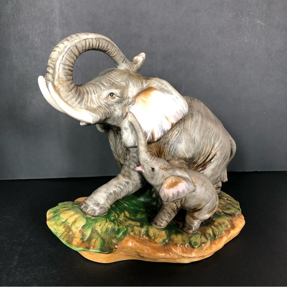 Vintage Homco Realistic Ceramic Elephant & Baby Hand-Painted Cottagecore African - Picture 8 of 12